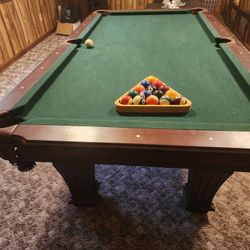 Pool Table & Accessories 