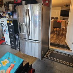 LG Refrigerator 