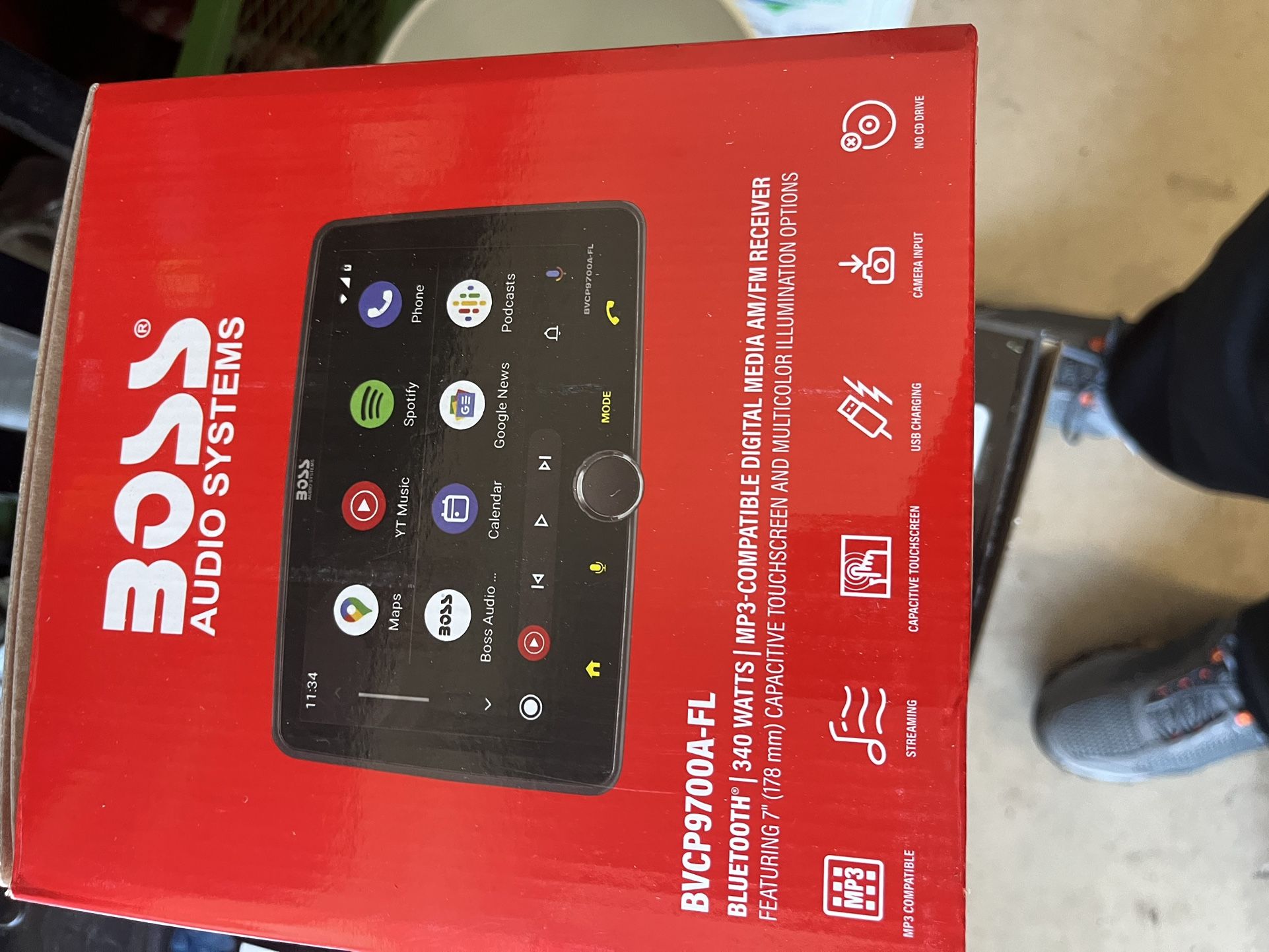 Car Stereo With Speaker And Real Camera