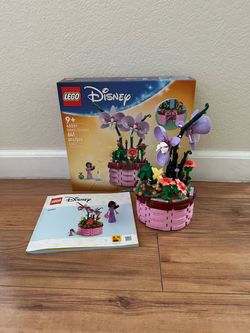 the LEGO ǀ Disney Encanto Isabela's Flowerpot (Set 43237) As-is