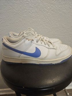 Nike Dunk Low Hyper Royal Sneakers