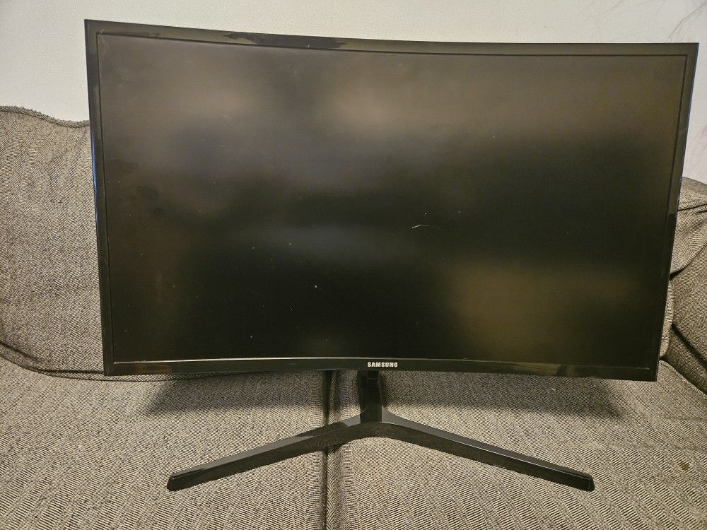 Samsung Curved Monitor
