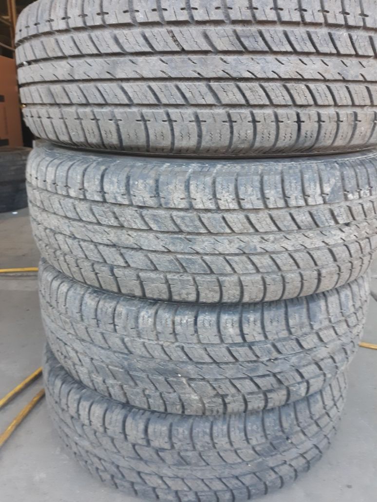 A set of Tires size 215 65 16