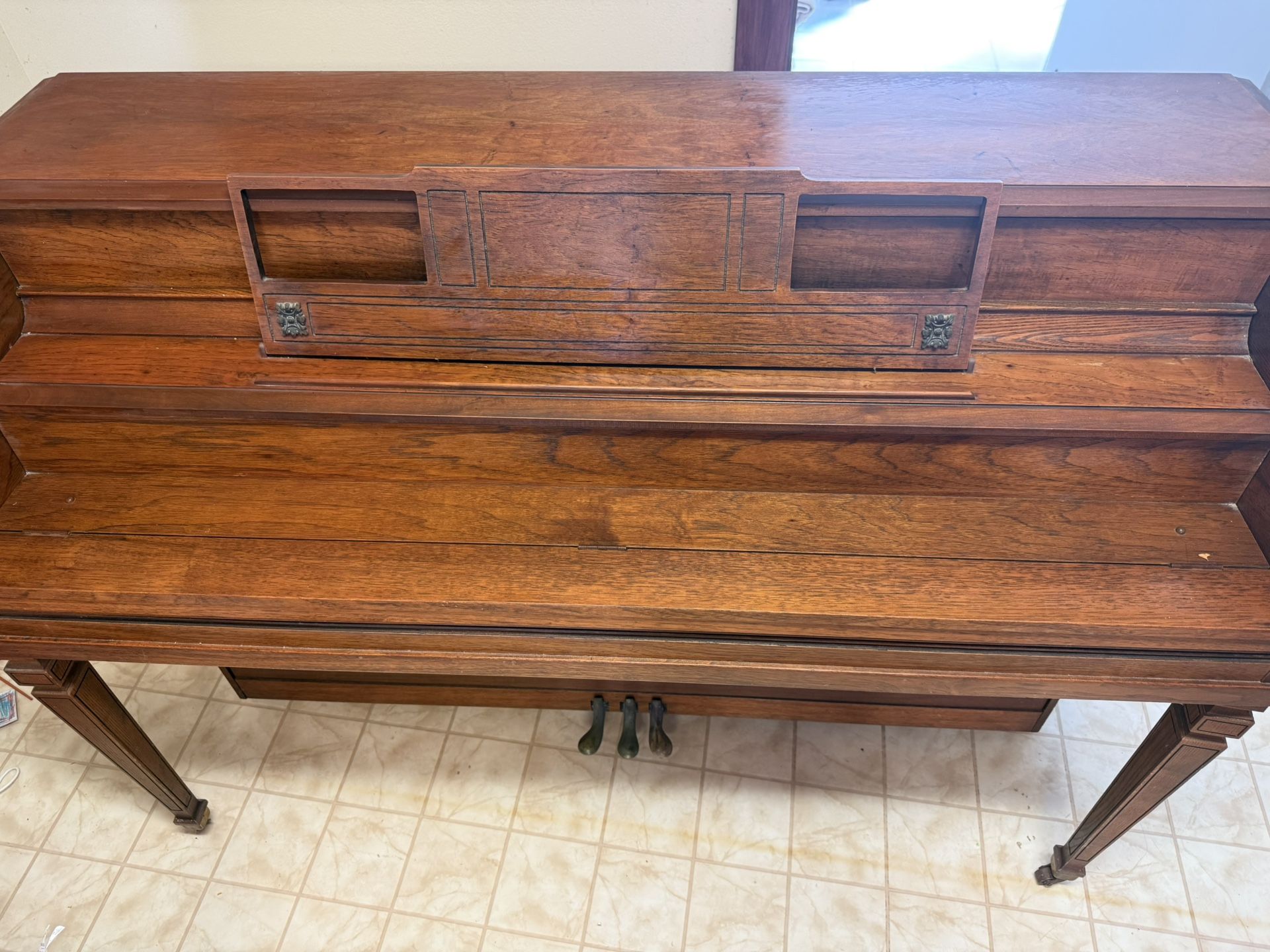Vintage, Story and Clark Piano 