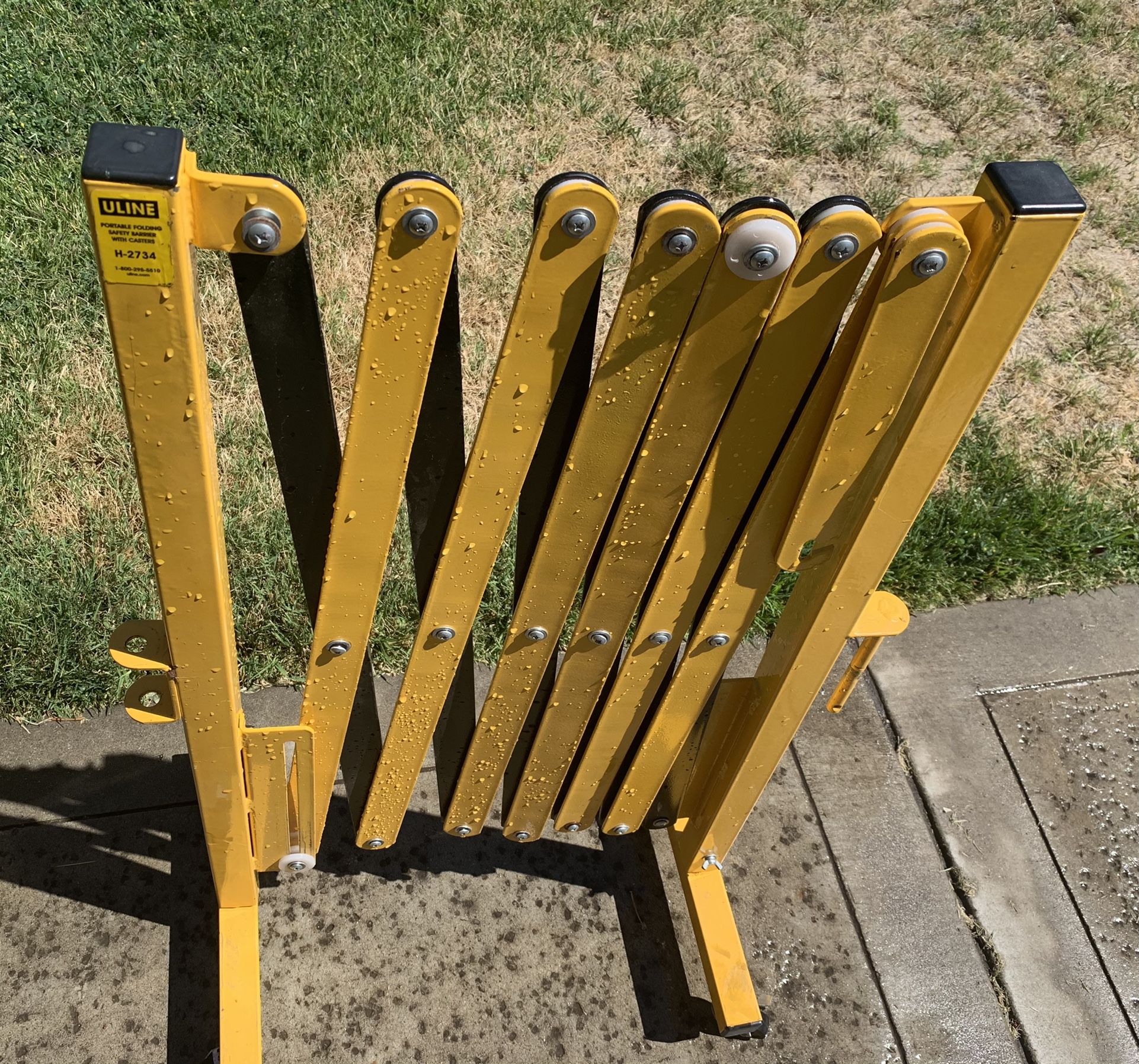 ULINE Portable Foldable Safety Barrier