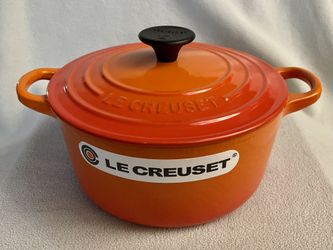 Le Creuset 2qt Dutch Oven 