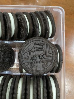 Mew Oreo Pokémon