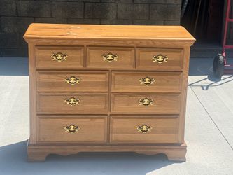 7 drawer oak dresser