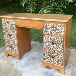 Modern Style Solid Wood 7-Drawer Desk! 🌞