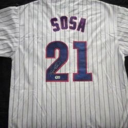 Hand Signed Chicago Cubs Sammy Sosa Authenticated By Beckett With Paper