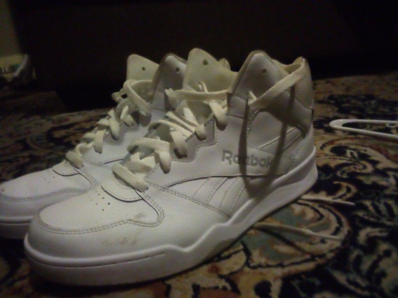 White New Reebok Sneakers 