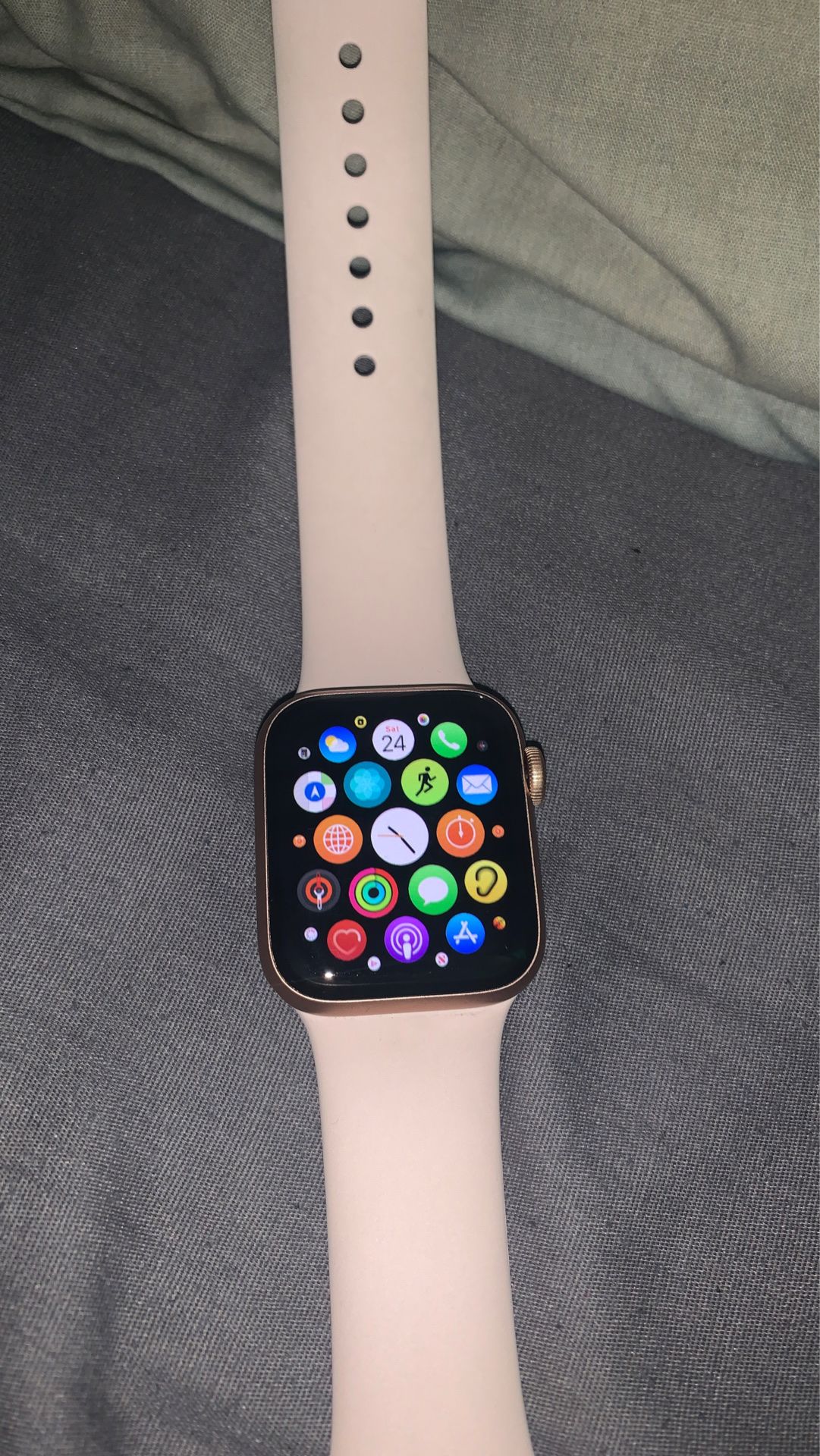 Apple Watch series 5 (5th generation)