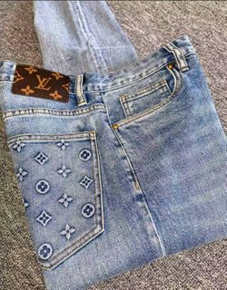 "Louis Vuitton Monogram Jeans" 👖