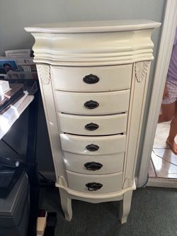 White jewelry dresser