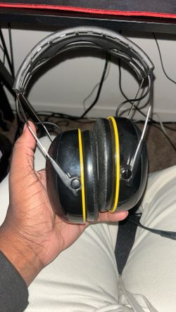 Blue Tooth 3m Noise Blocking Earphones