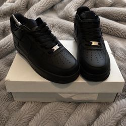 New Nike Air Force 1 Size 8.5 Men
