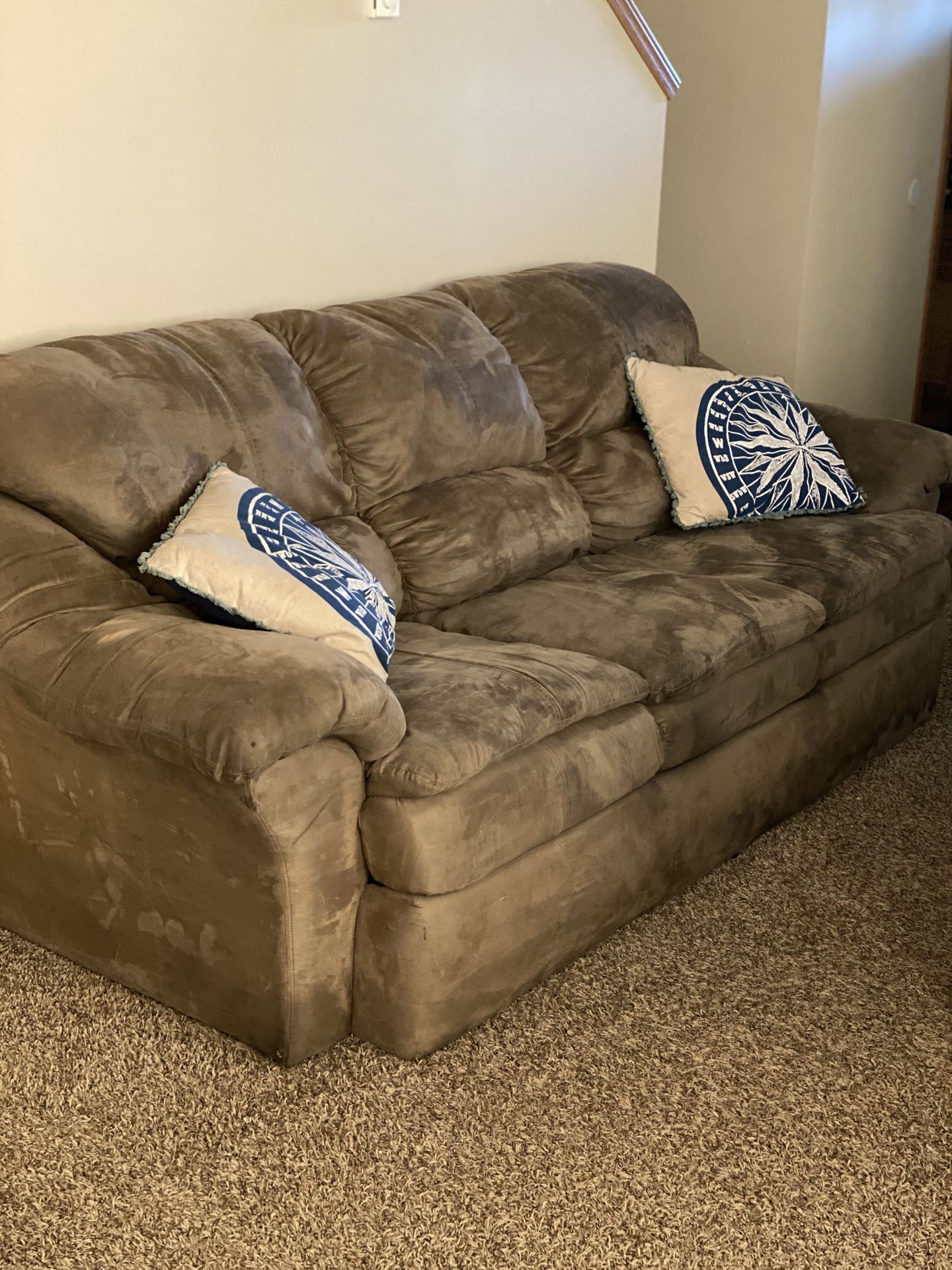 FREE COUCH! (MUST PICK UP)