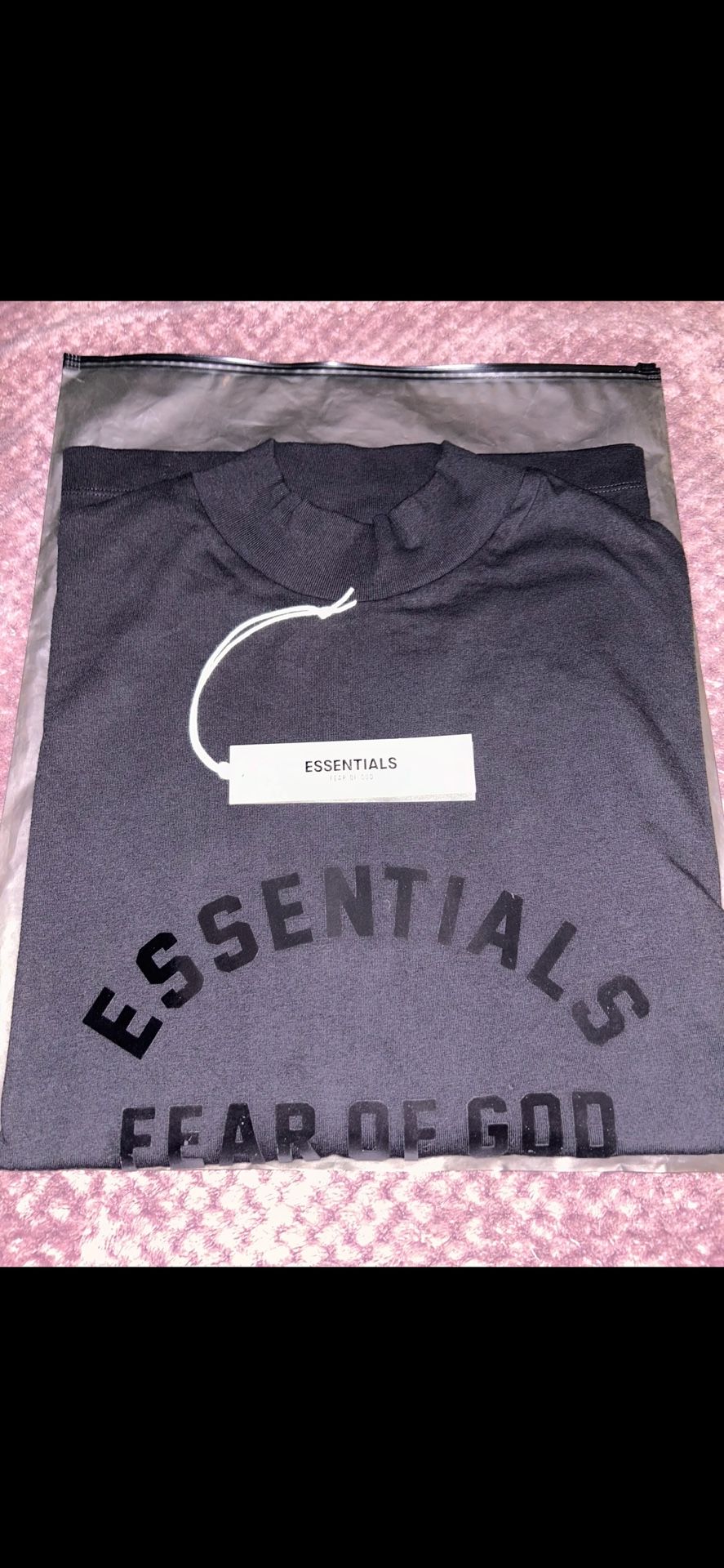 DS Oversized Jet Black Essentials (fear of god) Tee