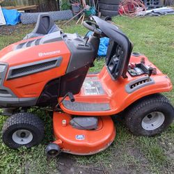 Husqvarna Driving Mower 