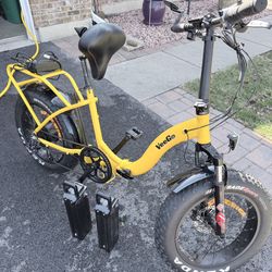 Only 180 Miles! VeeGo 750 Electric Bike, 2 Batteries, Charger, More