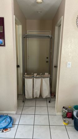 Landry Hamper