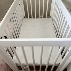 Babyletto Gelato 4-in-1 Convertible Mini Crib - White with Washed Natural Feet