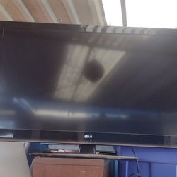 42 Inch LG TV