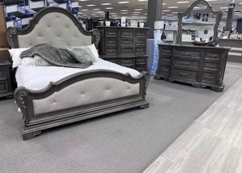 Bedroom set twin/full/queen/king/cal king same day delivery