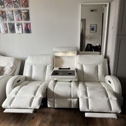 Tuxedo White 84'' Power Reclining Sofa with Power Headrest