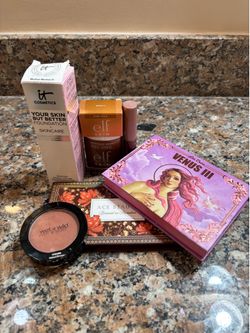 6 Make up products (random products)