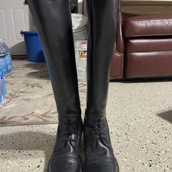 Size 4 Children’s English Riding Boots