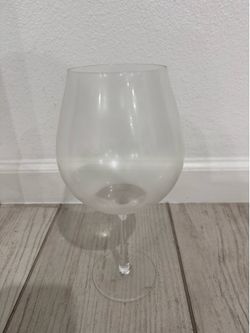 Full bottle wine glass