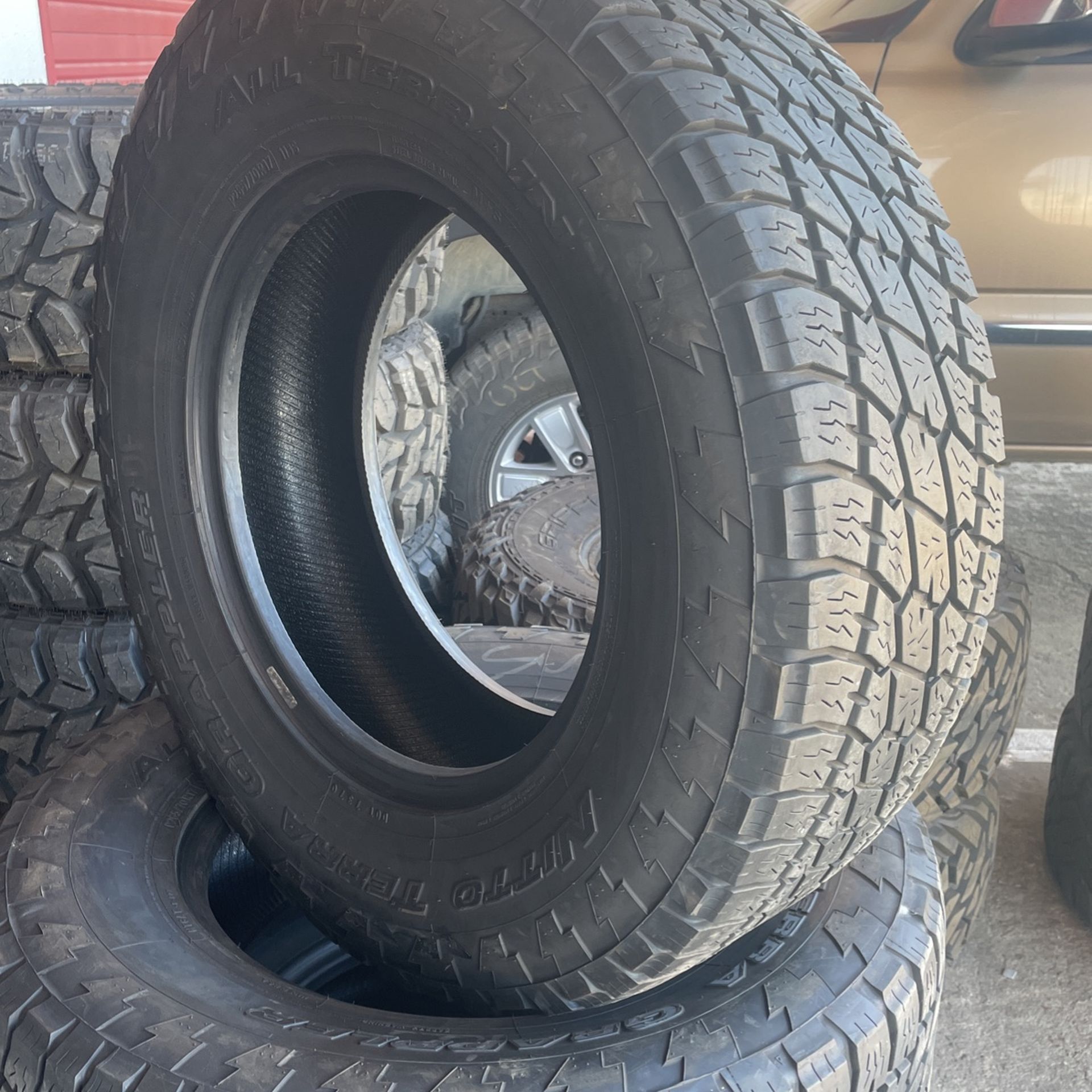 265/70r17 Nitto Terra Grappler All Terrain 85 Thread Life for Sale in Bakersfield, CA OfferUp