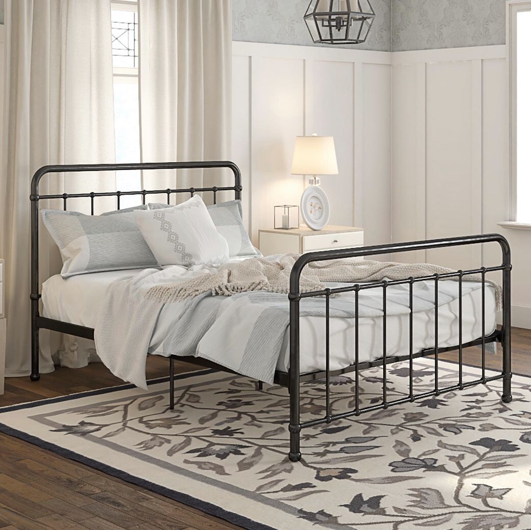 Farmhouse metal bed frame FULL size- FINAL PRICE $130