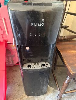 $30 Water Dispenser With Water Gallons