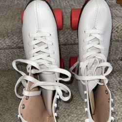 ROLLER DERBY URETHANE ROLLER SKATES