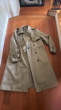 NWT Uniqlo trench coat Sz M