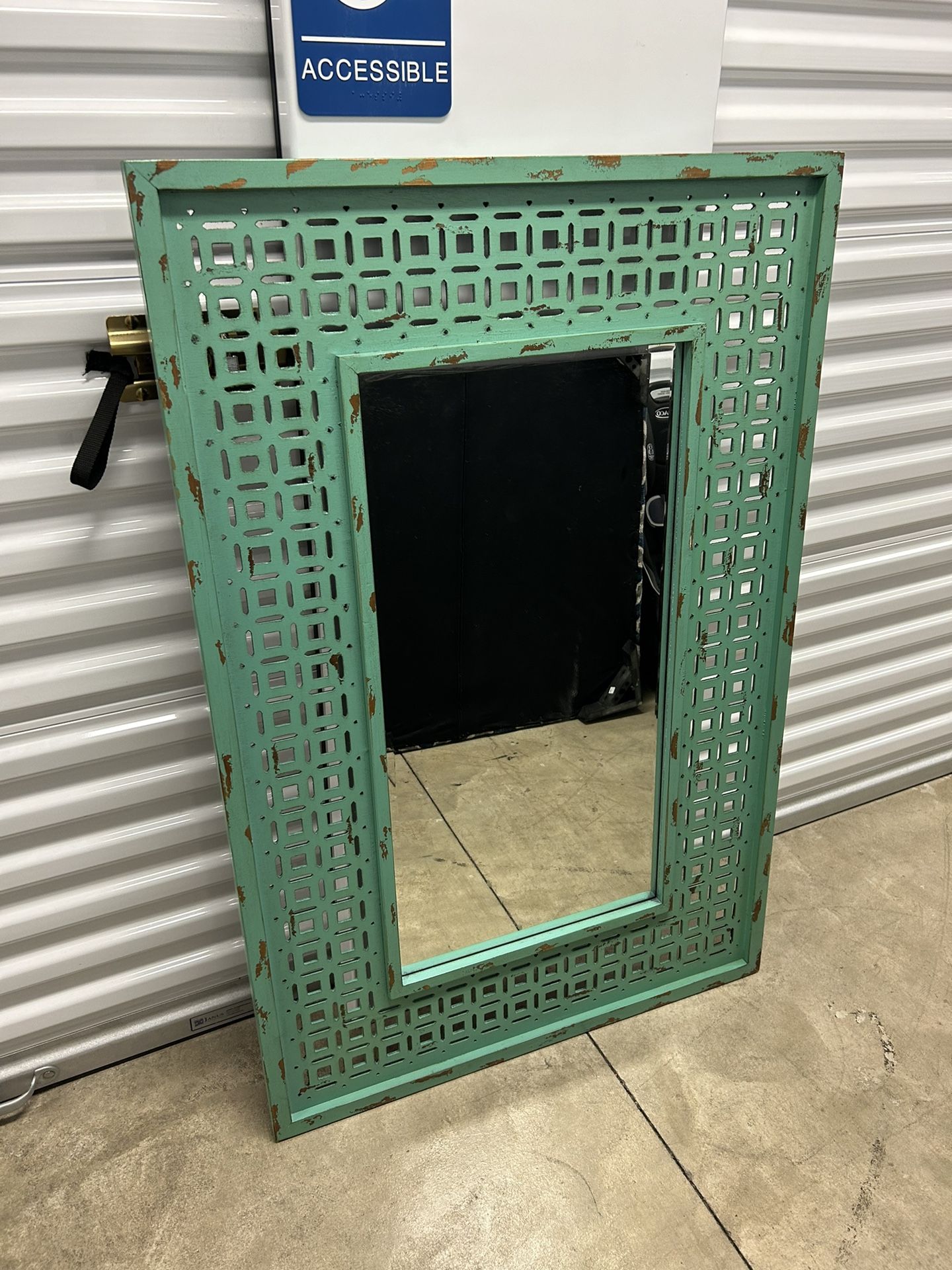 Medium Sized Mirror