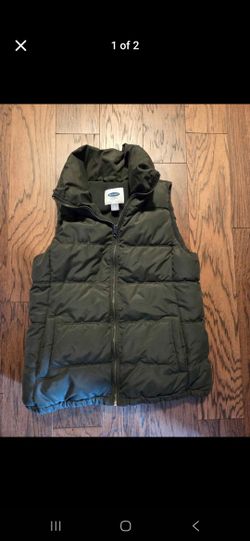 Old Navy Puffer Vest