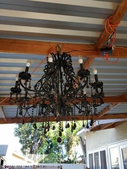Black Chandelier. Complete!