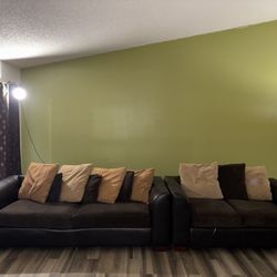  Kevin Charles Sofa- City Furniture - Brown/Tan Pillows Included 