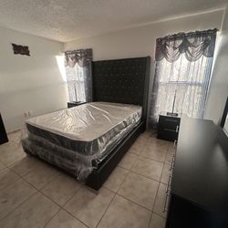 Queen Bedroom Furniture 