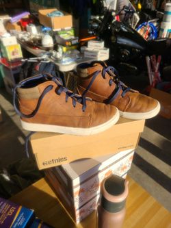 Boys Size 3 Brown Ankle Height Faux Leather Shoes
