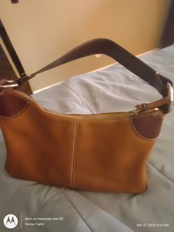 Small Vintage Dooney Bourke Purse for Sale in Chicago, IL - OfferUp