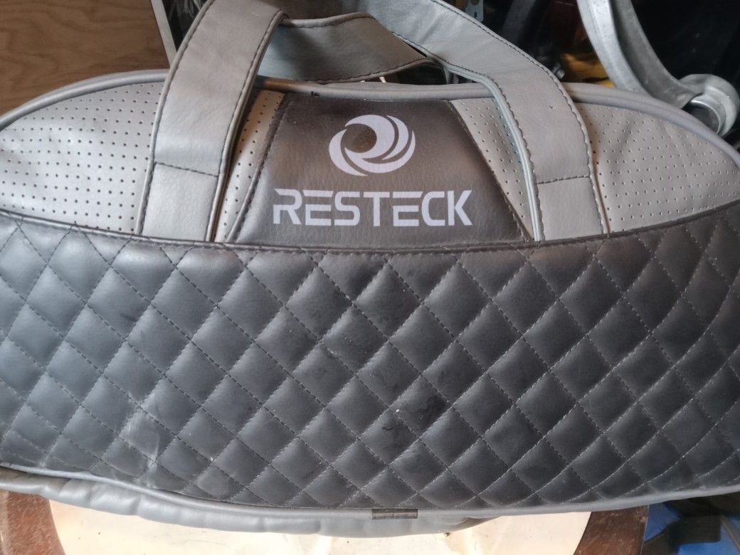 Resteck Multiple Modes for Heat & Massage with Carry Bag