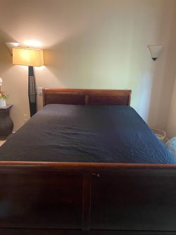 Free queen bed