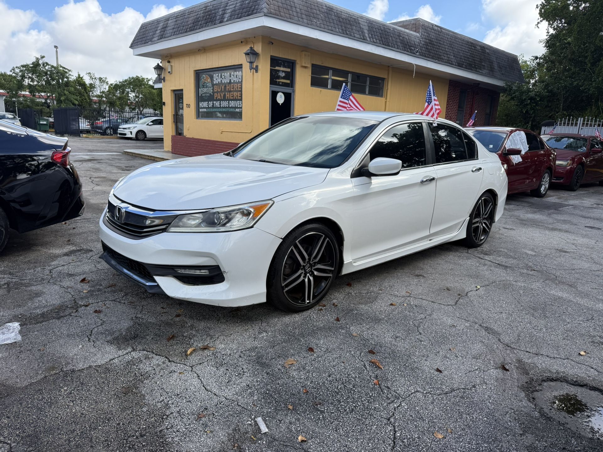 $995 Down! Everyone Is Approved!! Honda Toyota Dodge Nissan BMW Chevy