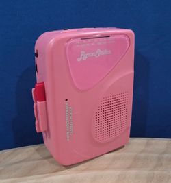 Byron Statics Portable Cassette Player Recorder FM AM Radio