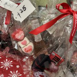 San Valentín  Presents New 