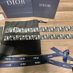 CD Blue monogram belttt